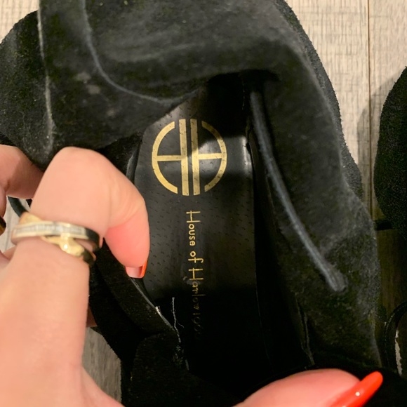 House of Harlow 1960 Moccasin Booties Beaded - Picture 5 of 10